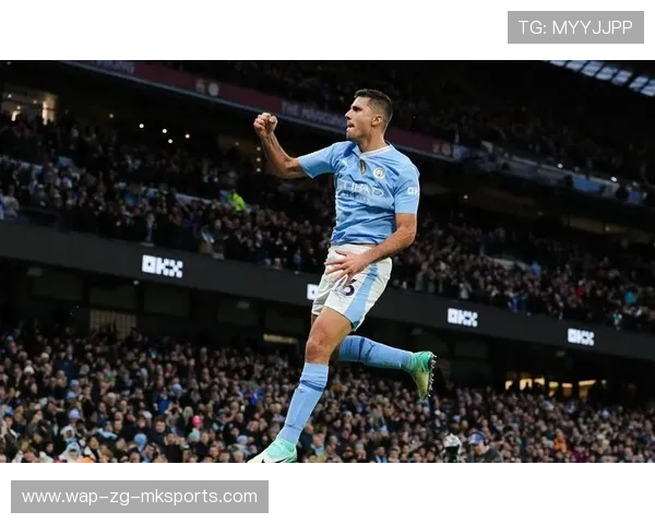 福登的定位球威胁逐渐成为对手防守重点之一，福登球衣